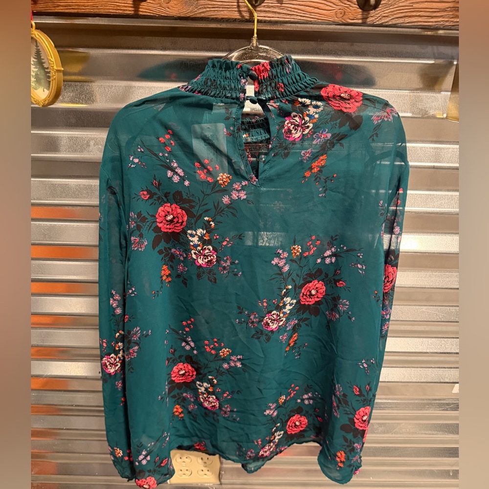 Torrid Teal Floral Blouse woman’s size 00 - Picture 4 of 4